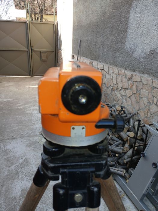 Teodolit de dat nivelul