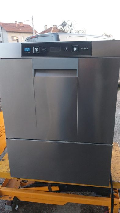 Последен модел професионална миялна машина с дренажна помпа