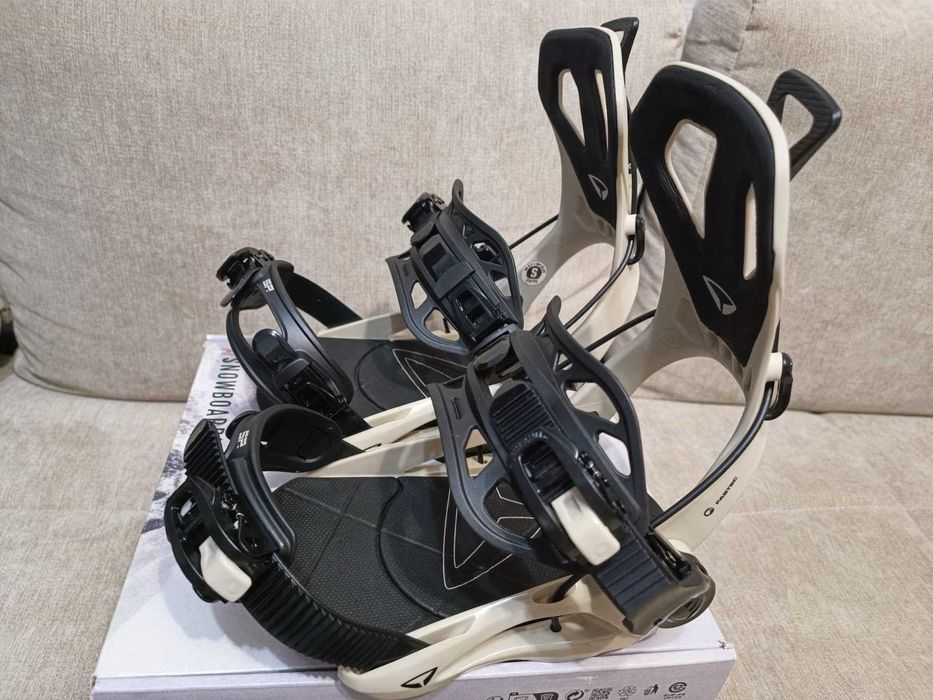 Legături snowboard SP Base Plus (Base+) FASTEC S (22-25) — bej — noi