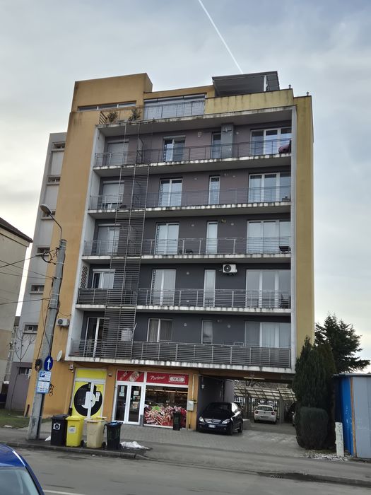 Vand apartament 2 camere