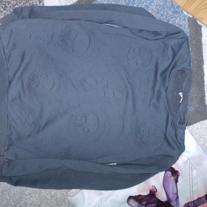 Суичър от играта Apex,Стар Уорс и блузка с черепи ,9-10 г