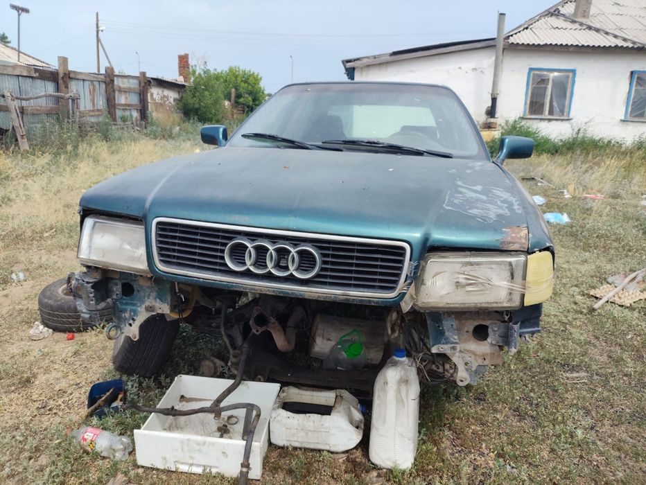 Продам Ауди 80 б4