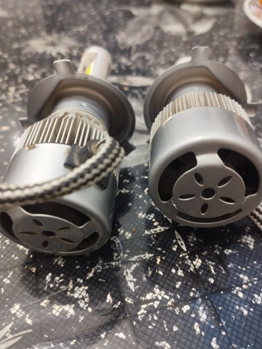 Продам лэд  лампочки.