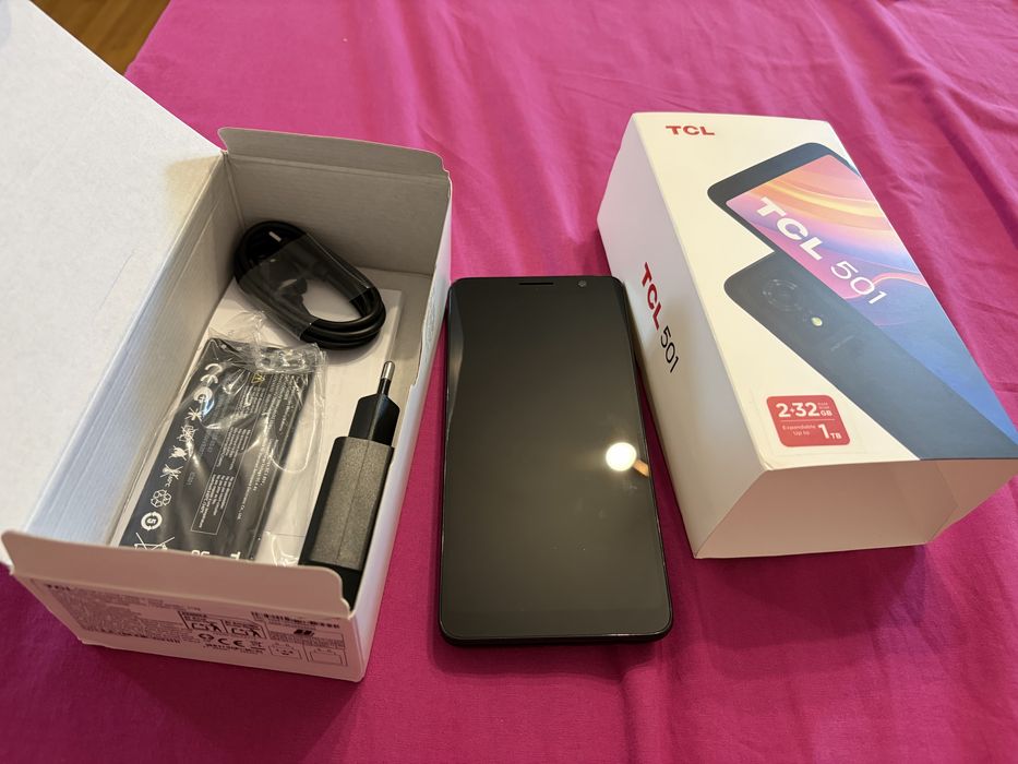Telefon nou TCL 501