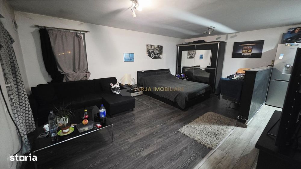 Casa 70 Mp Teren 382 Mp  Zona Parcul Feroviar