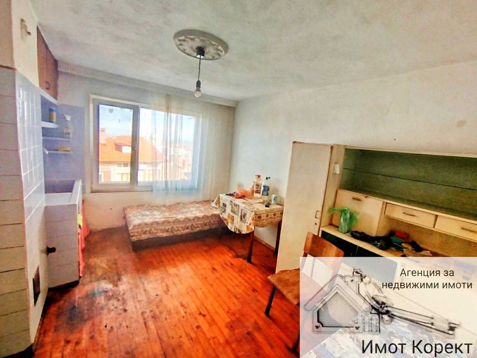 Имот Корект продава Първи жилищен етаж, кв. Баделема