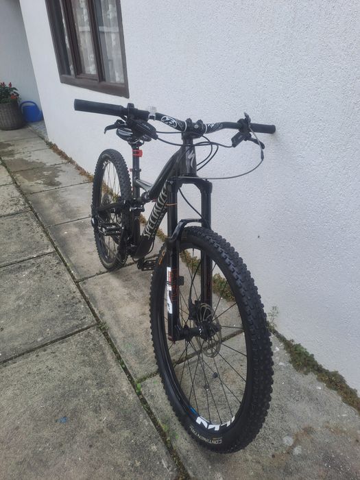 Bicicleta specialized full suspension