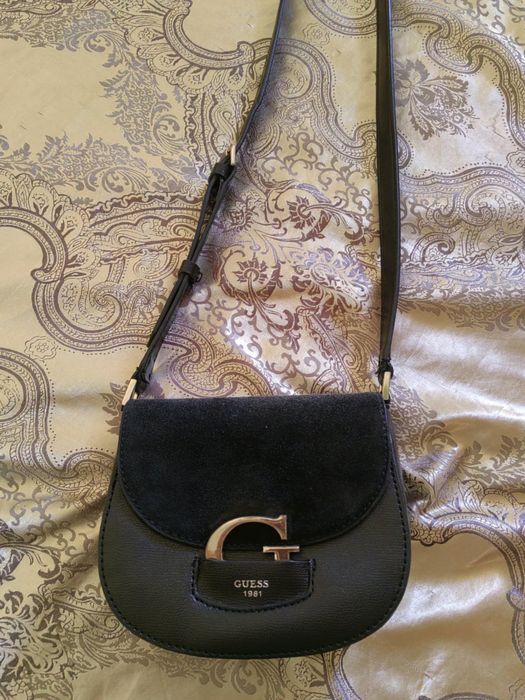 Чантичка « Guess »