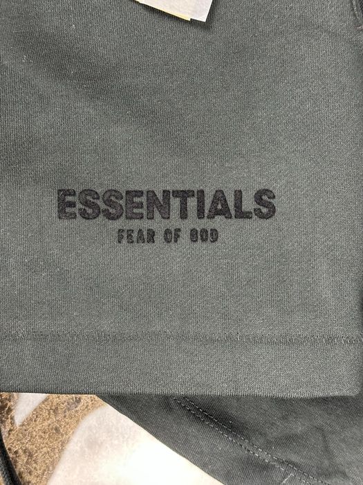 Compleu Essentials cu eticheta pacsun