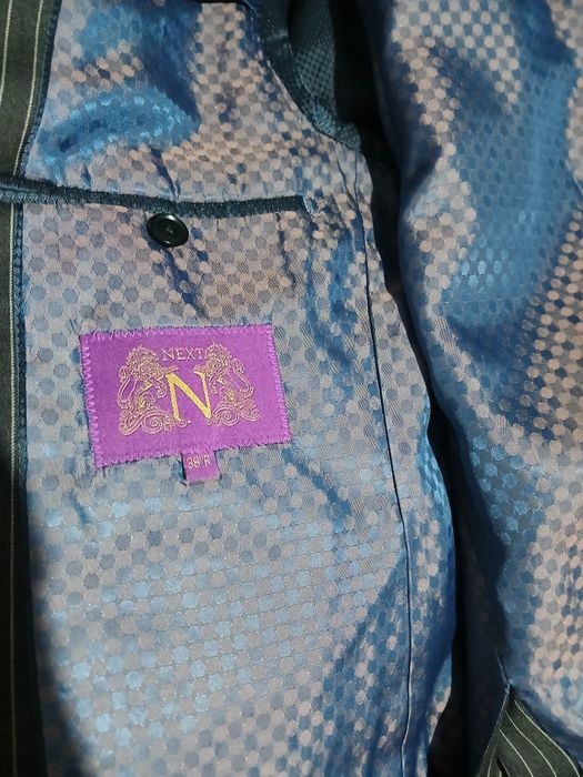 Vand costum bărbați folosit o singura data, 150 lei