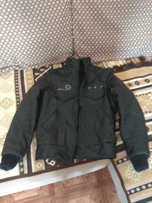 Продам куртку из кожи
