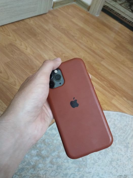 Продам iPhone 11 pro