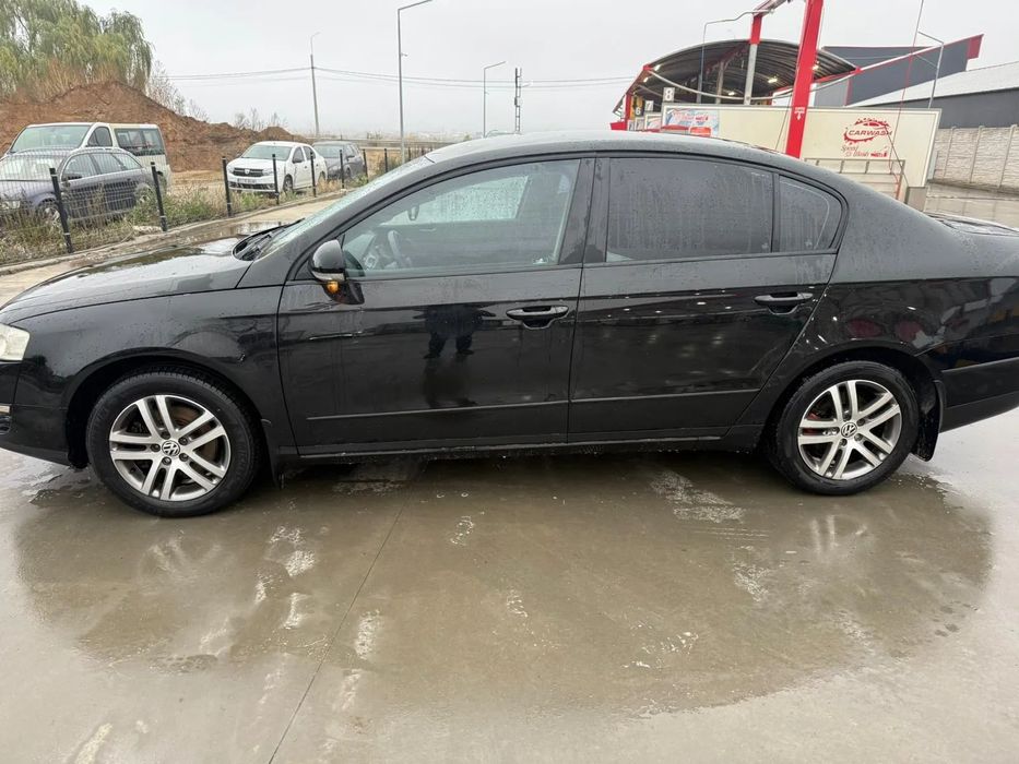 Volkswagen Passat Passat 1.9 Berlina, Navigatie, Camera mers inapoi