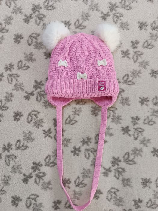 Căciuliţă bebe 3-6 luni