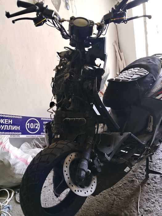 Продам скутер на запчасти
