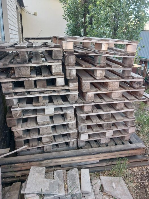 Паддоны продам разные