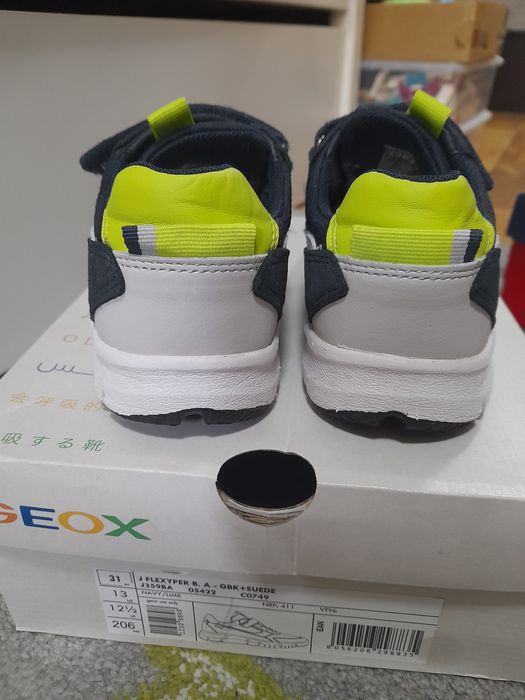 Обувки/маратонки Geox 31 номер