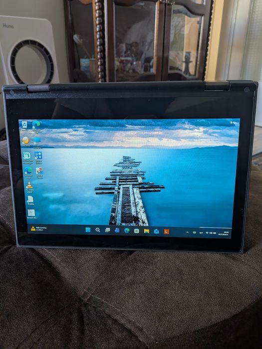Като нов + Писалка + 128GB Карта! Лаптоп/Таблет Lenovo 300e 2nd Gen