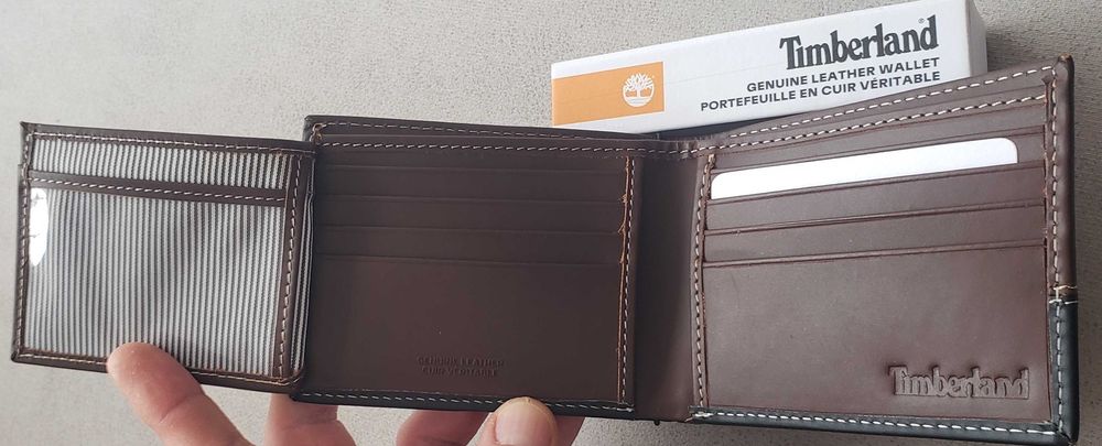 Нов, мъжки портфейл Timberland