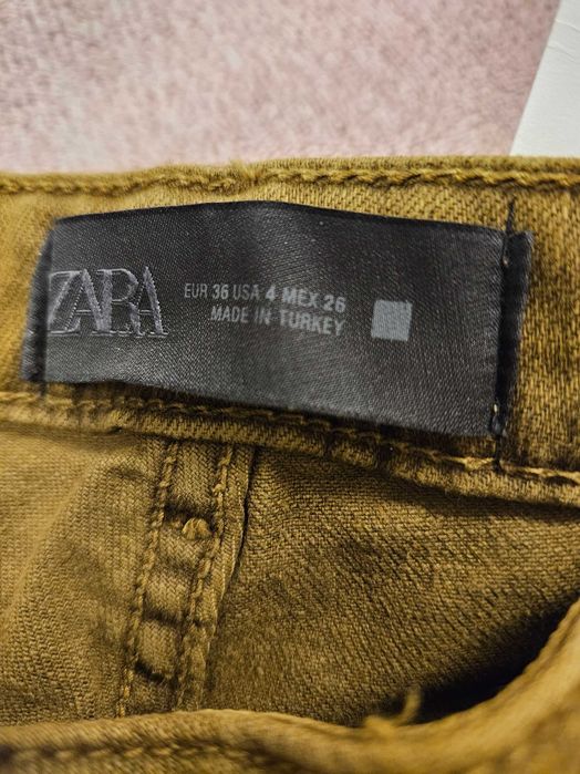 Blugi damă Zara  marimea 36, noi