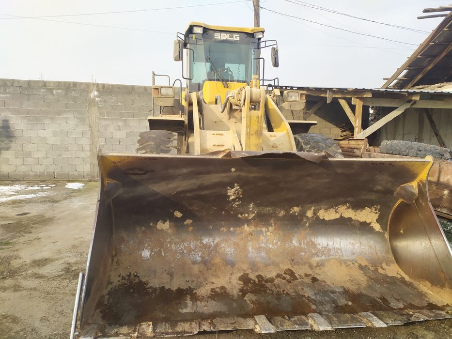 Погрузчик фронталий SDLG 953