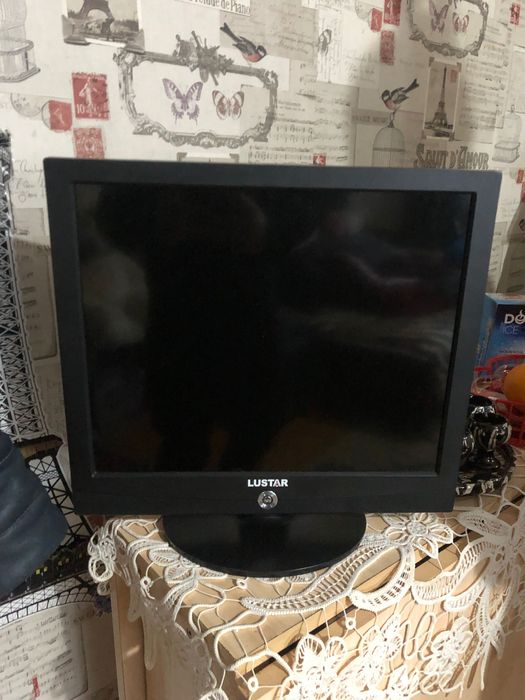 Vand tv 12 v pentru camion