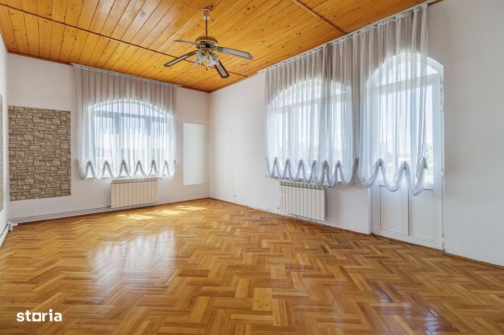 Domeniu privat 5.000 mp, cu reședință de 625 mp și piscină, Corbeanca