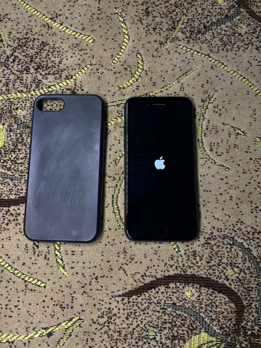 Продам/Обменяю iPhone 7 32gb Black.
