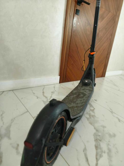 Электросамокат Segway Ninebot F30, б/у