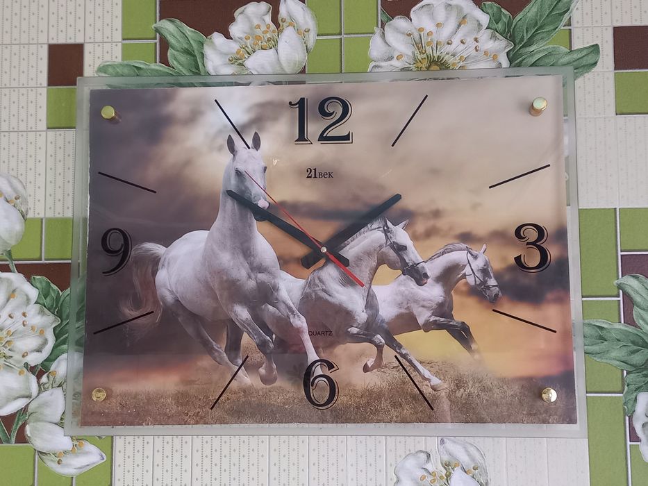 Сағат сатылады істеп тұр