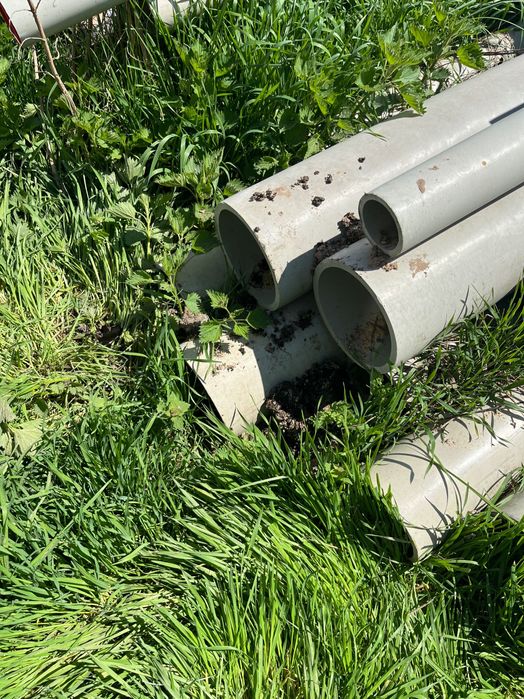 ПРОДАВАМ ПВЦ ТРЪБИ