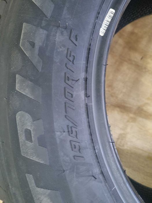 195/70 R15C TR928 104/102S TRIANGLE