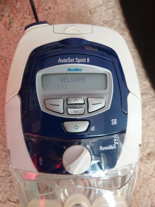 Aparat pentru apnee in somn Resmed s8 CPAP autoset spirit 2