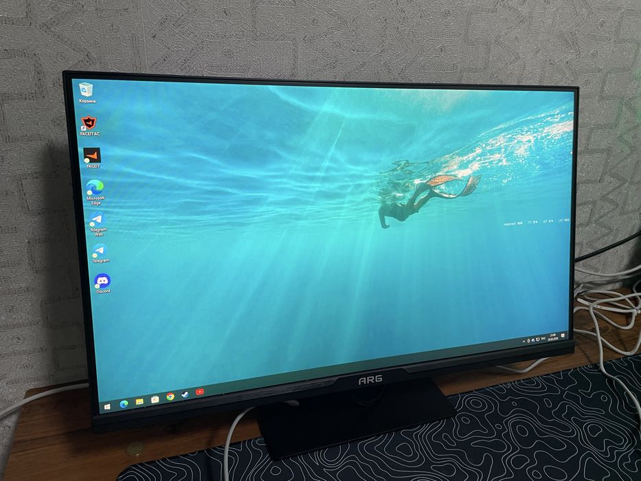 Монитор 240 гц 24,5 “