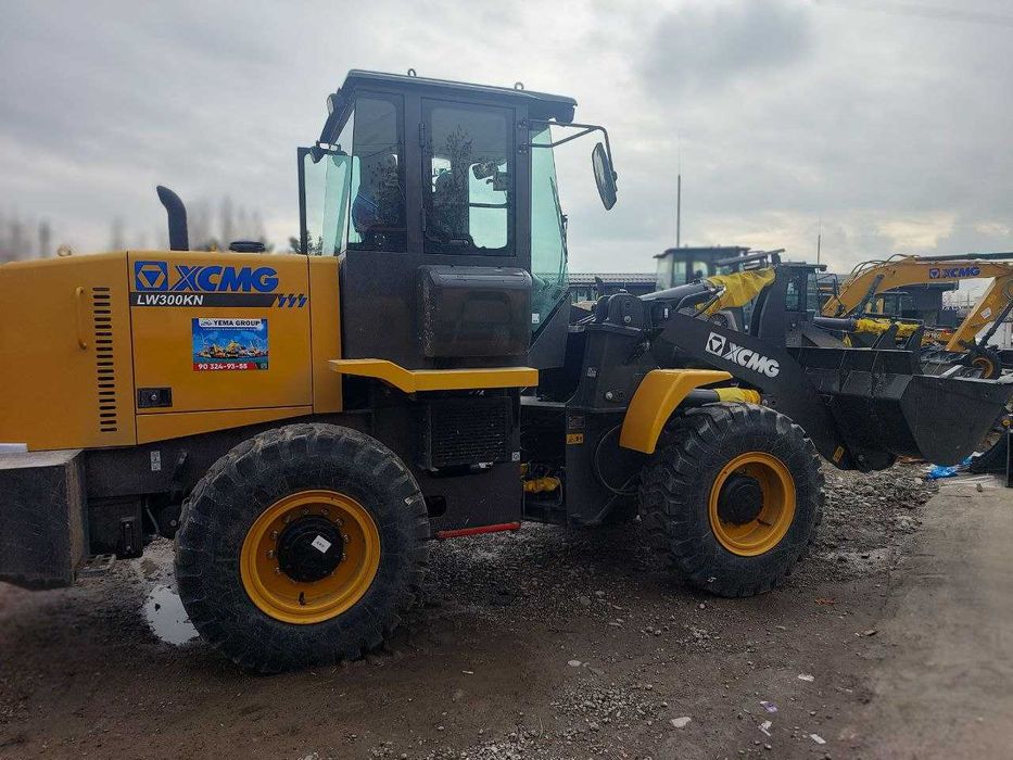 На складе! Продаться Сотилади XCMG LW300KN погрузчик  1,8 M3 Джойстик