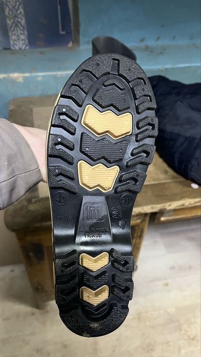 Резиновые сапоги