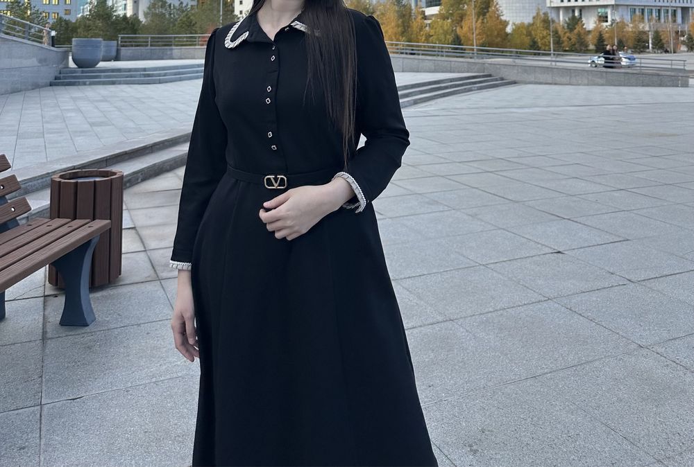 Продается Женское платье