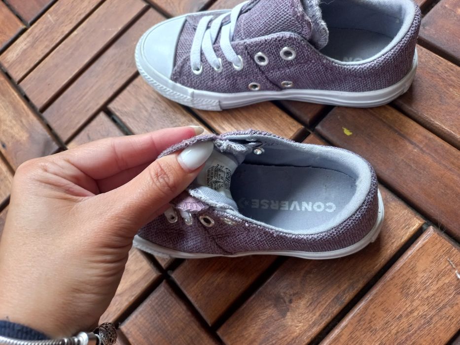 Tenisi Converse fete mov