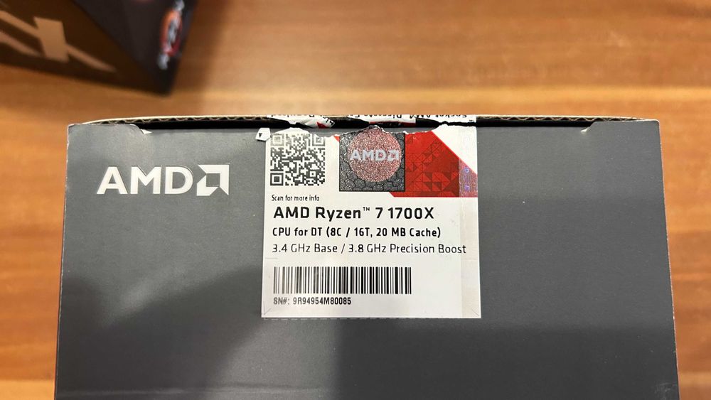 Processor AMD Ryzen 7 1700X CPU + Cooler