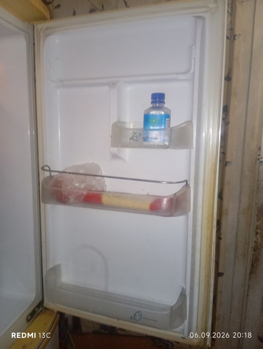 Продам холодильник
