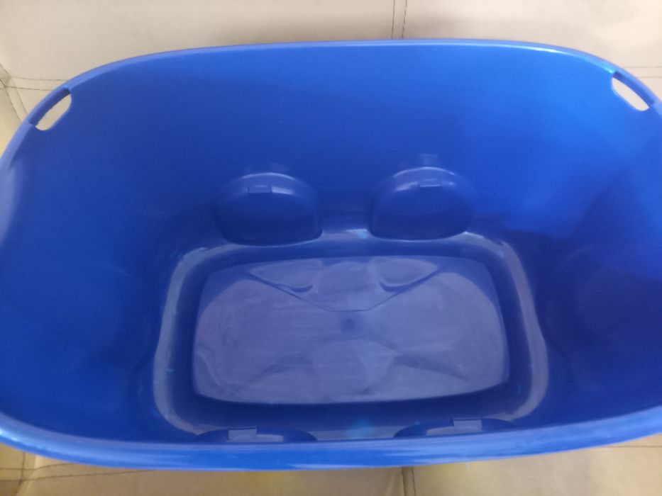 Голяма кутия за играчки