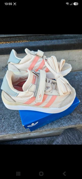Adidas unisex copii marime 25.5