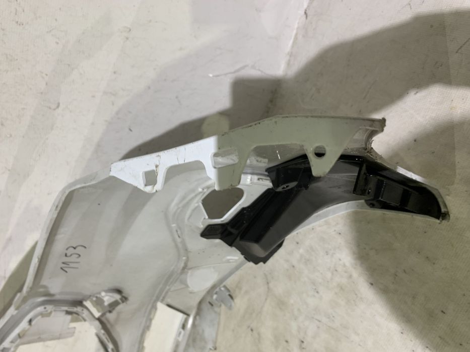 Bara fata Ford Focus 4, facelift, 2022, 2023, 2024, 2025, cod origine OE NX7B-17757-A, in stare foarte buna.