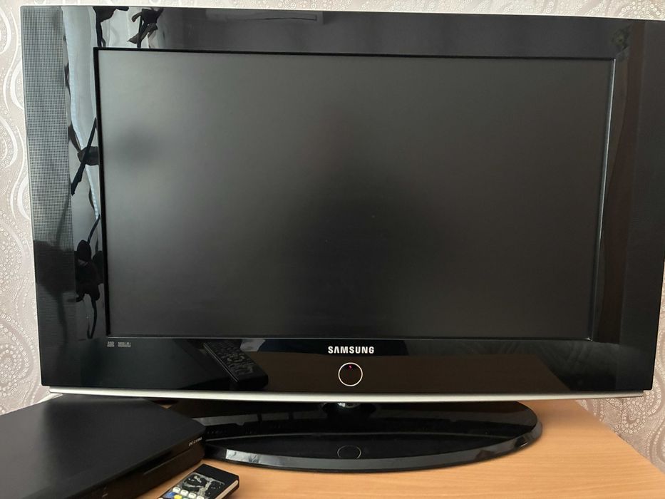 Телевизор SAMSUNG