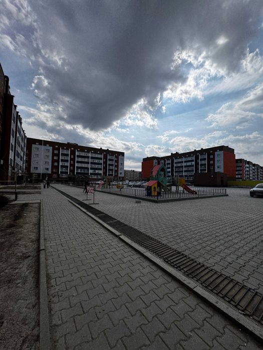 Продам 2х комн кв Батыс