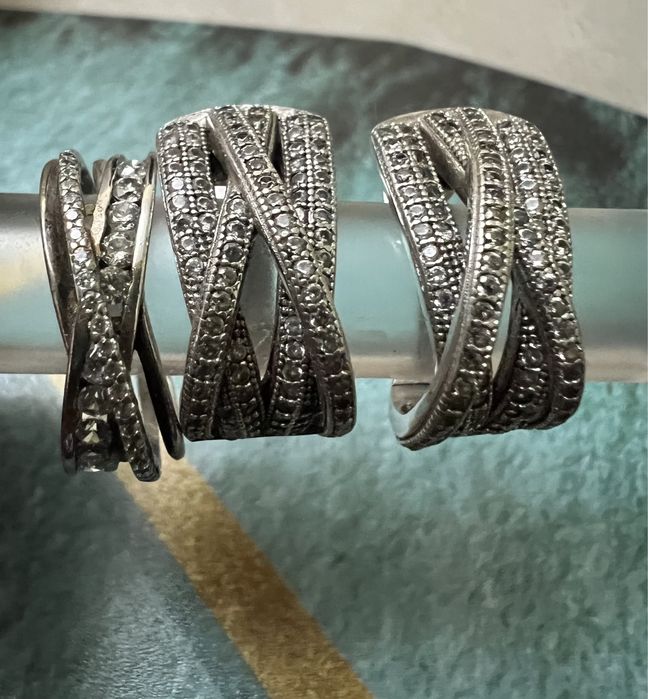 Кольцо с зеленым цирконом из серебра 925 пробы. Что такое радированное серебро 925. Радированное серебро 925. Что такое радированное серебро 925. Кольцо с фианитом серебро 925 к620754гр.