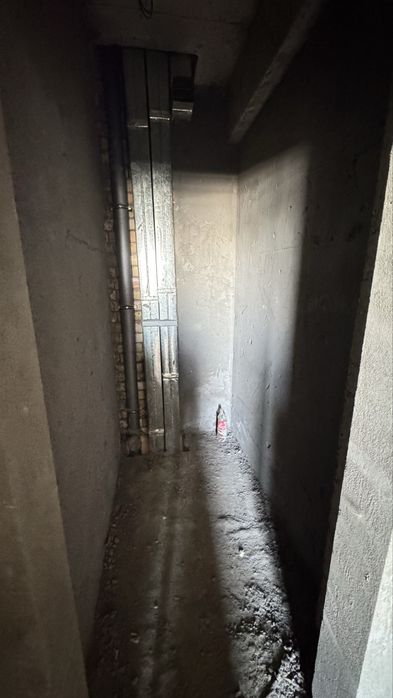 Kvartira sotiladi 72 kv 3 xona kadastiri bor