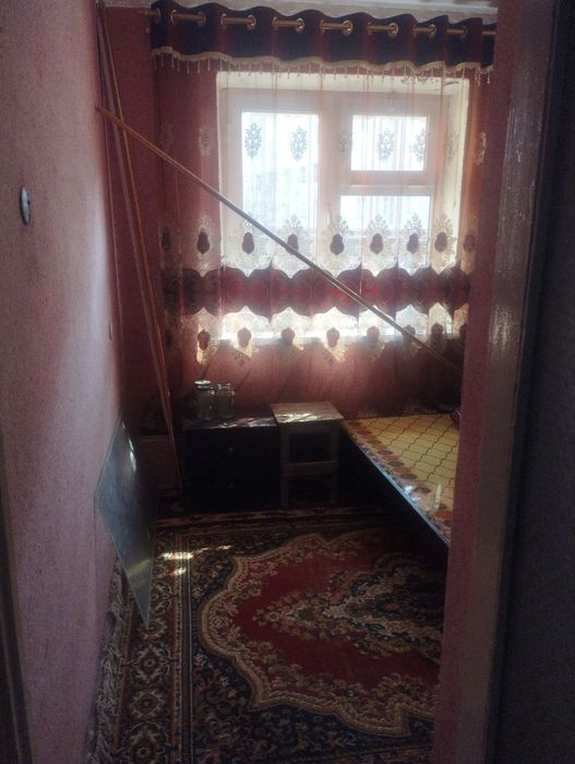 Продаётся 2 ком квартира на 2-этаже. Доканал Сквозная квартира.