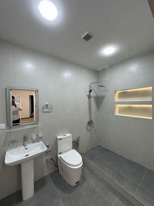 Bek Baraka bozor Eshon guzar 2/1/3