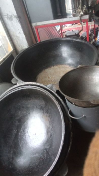 Козон учоклар  хар хил рузгор буюмлар сотилади янги